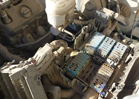 2015 Chevrolet Silverado 1500 1Lt from USA, damaged, VIN 3GCUKREC7FG299848